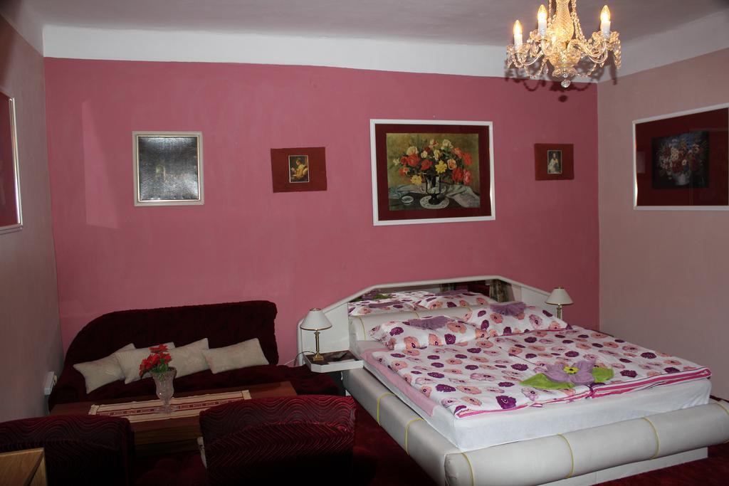 Hotel Corrado Ostrava Zimmer foto